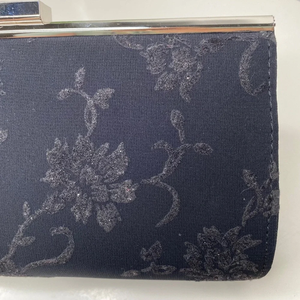 Liz Claiborne Black Floral Glitter Evening Clutch Crossbody Bag Silver‎ Hardware